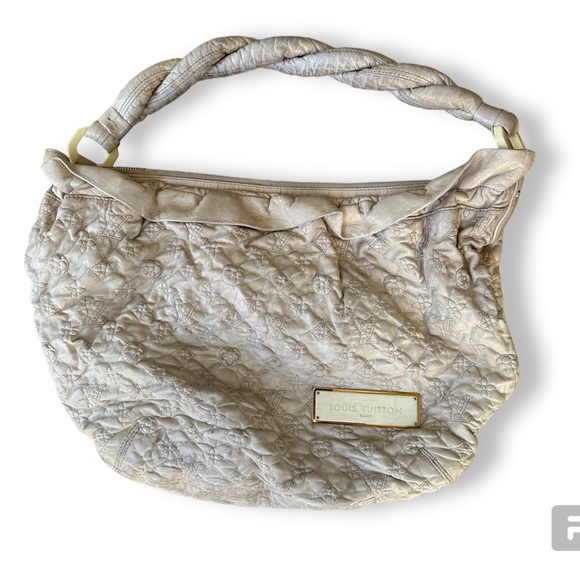 Louis Vuitton handbag - Picture 1 of 8